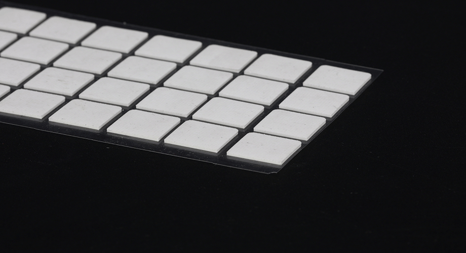 導熱(re)矽膠片(pian)