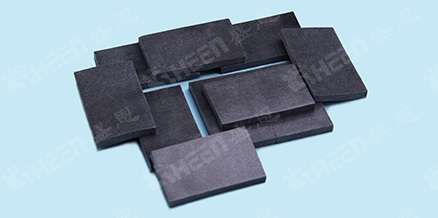碳纖維導熱墊(nian)片.jpg